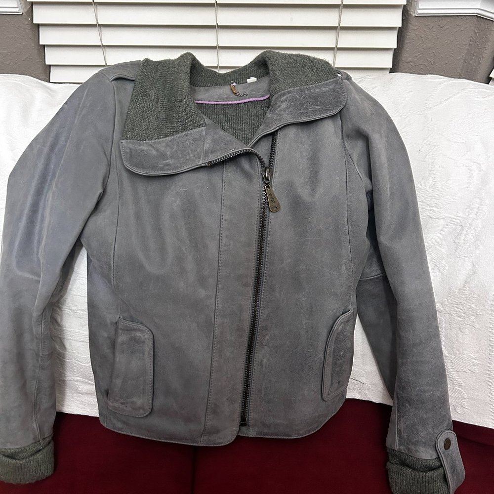 DOMA lambskin Leather gray assymetrical zip jacket with wool lining througout.